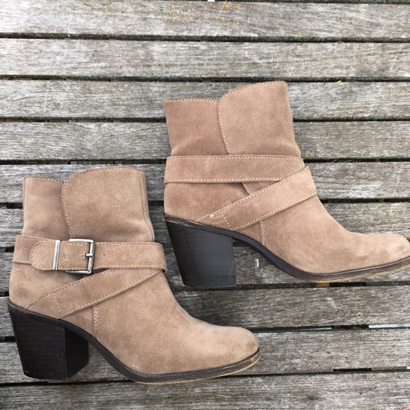 BCBG Generation Suede Heeled Ankle Booty - Picture 5 of 16